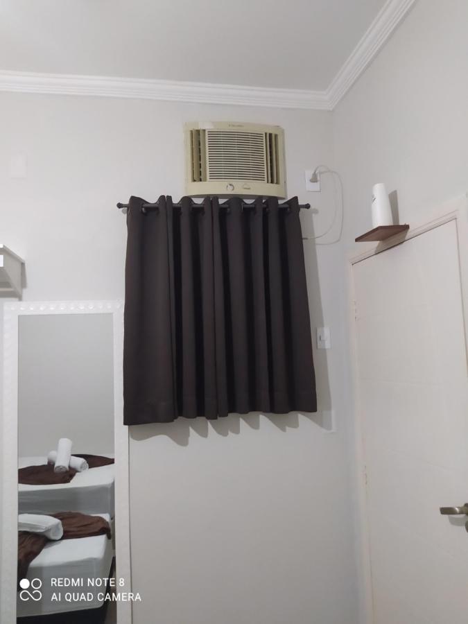 Pousada Quarto Com Ventilador,Ar Frigobar E Garagem Апаресіда Екстер'єр фото