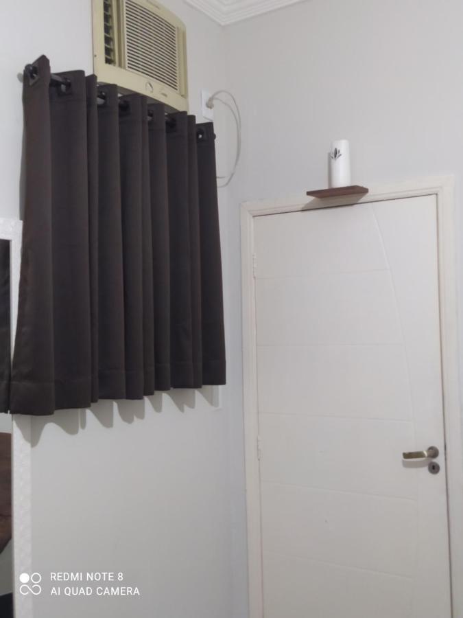Pousada Quarto Com Ventilador,Ar Frigobar E Garagem Апаресіда Екстер'єр фото